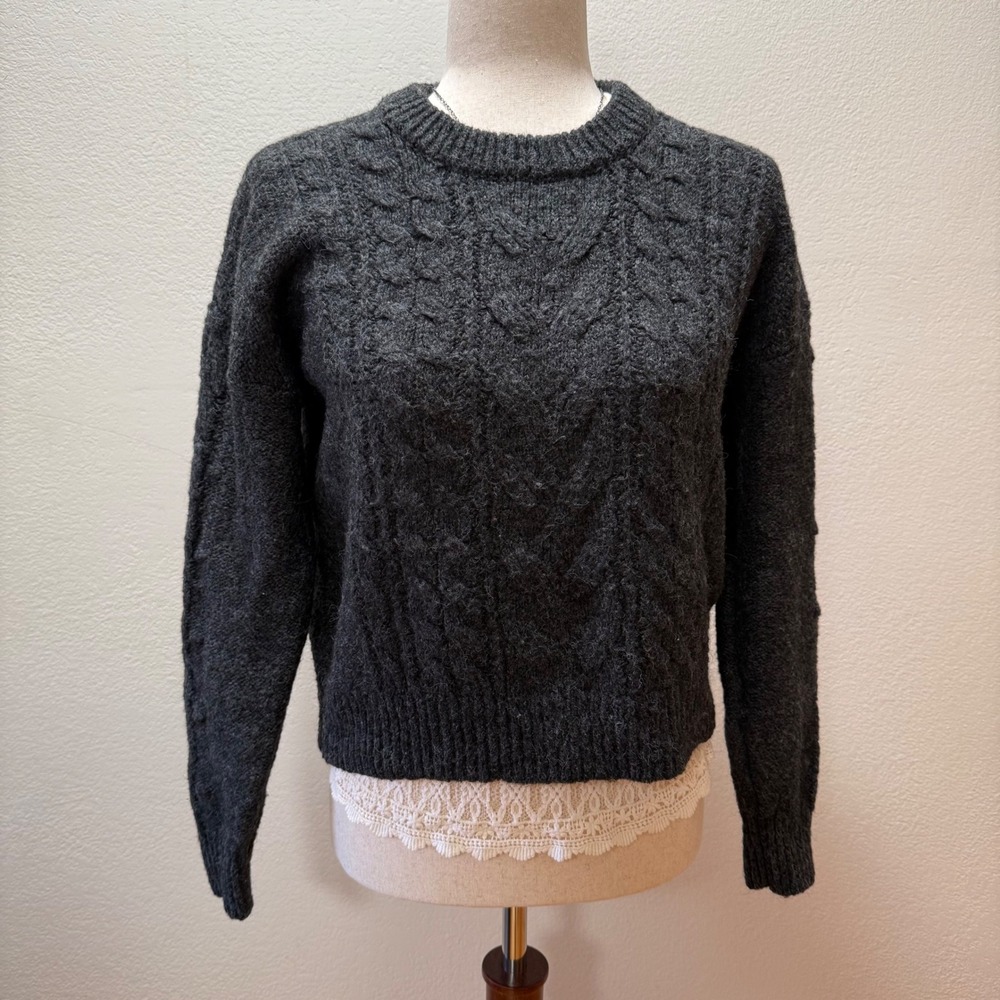 Old Navy Wool Blend Chunky Cable Knit‎ Charcoal Gray Pullover Sweater Women XS